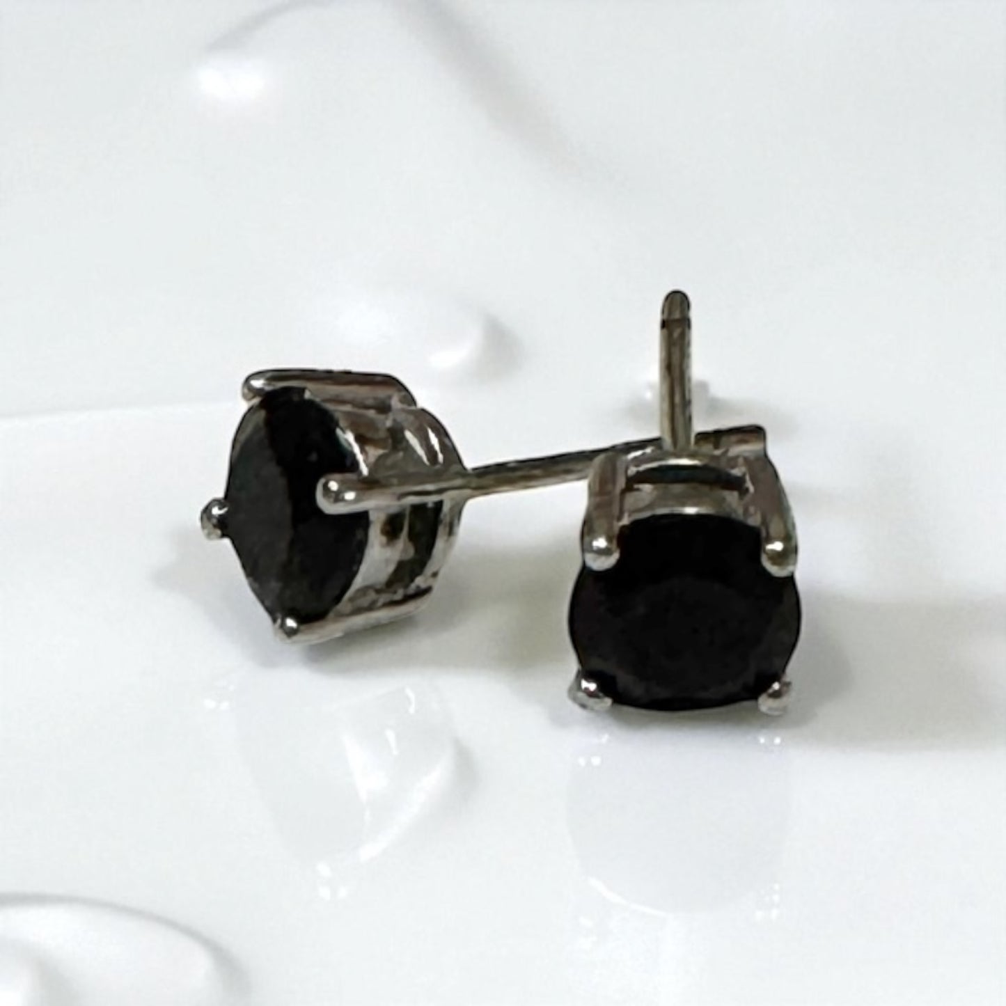 Black Spinel Round 925 Silver 6mm Bracelet
