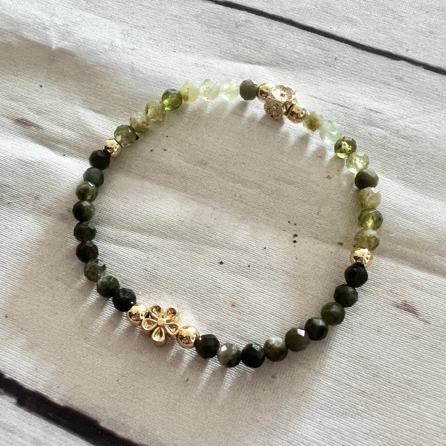 Earth Blessing Green Bracelet