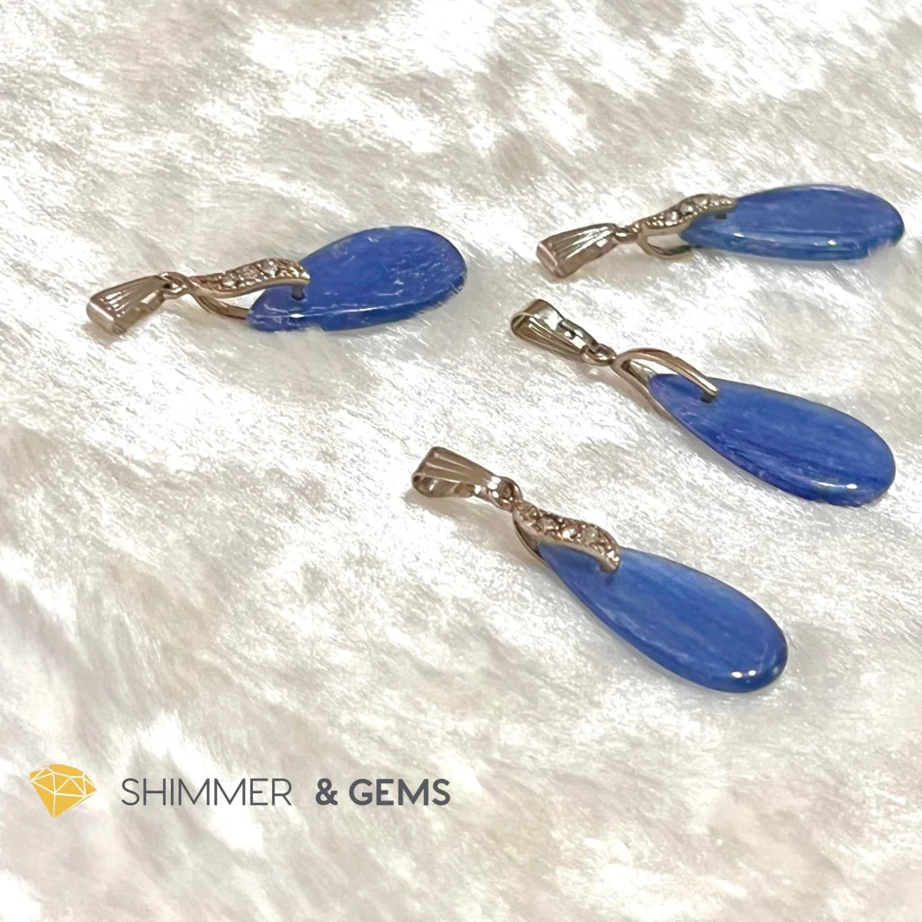 Blue Kyanite Drop Pendant (Alloy)