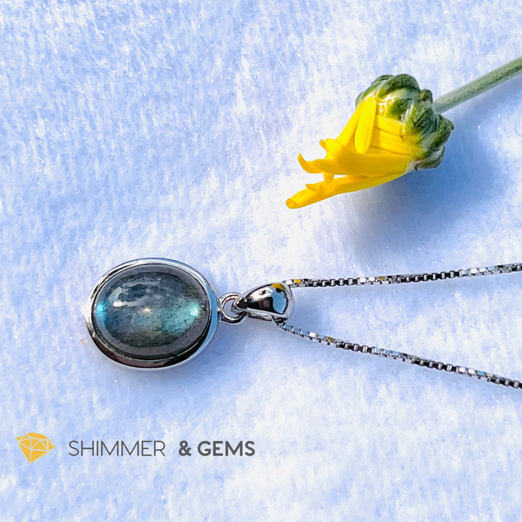 Labradorite Oval Pendant 8X10Mm (Aura Cleanse) Charms & Pendants
