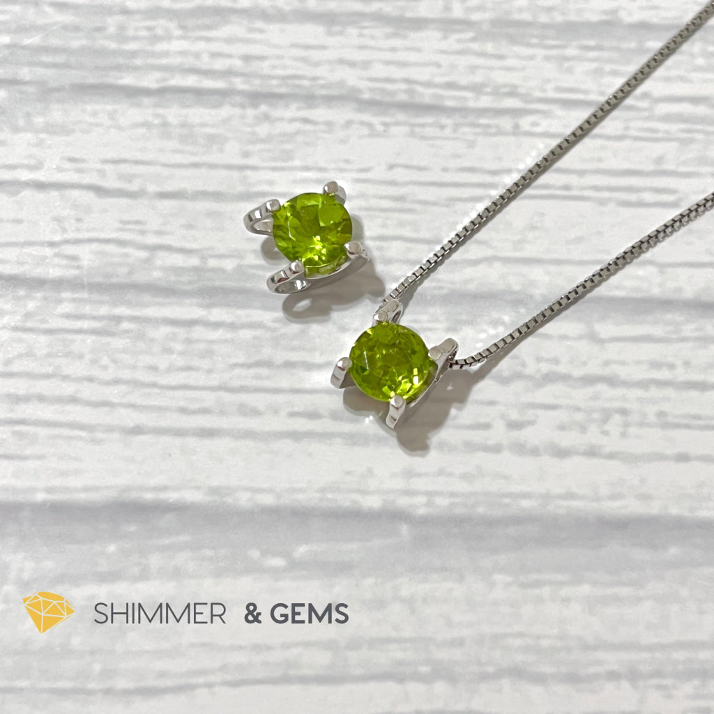 Peridot Faceted Round 7Mm 925 Silver Pendant