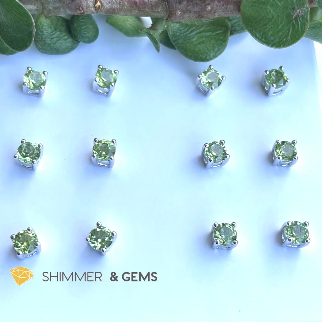 Peridot Round Stud Earrings 4Mm (Money Magnet)
