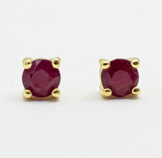 Solitaire Ruby Round Earrings Gold Plated 925 Silver 4mm (Soul-Led Success)