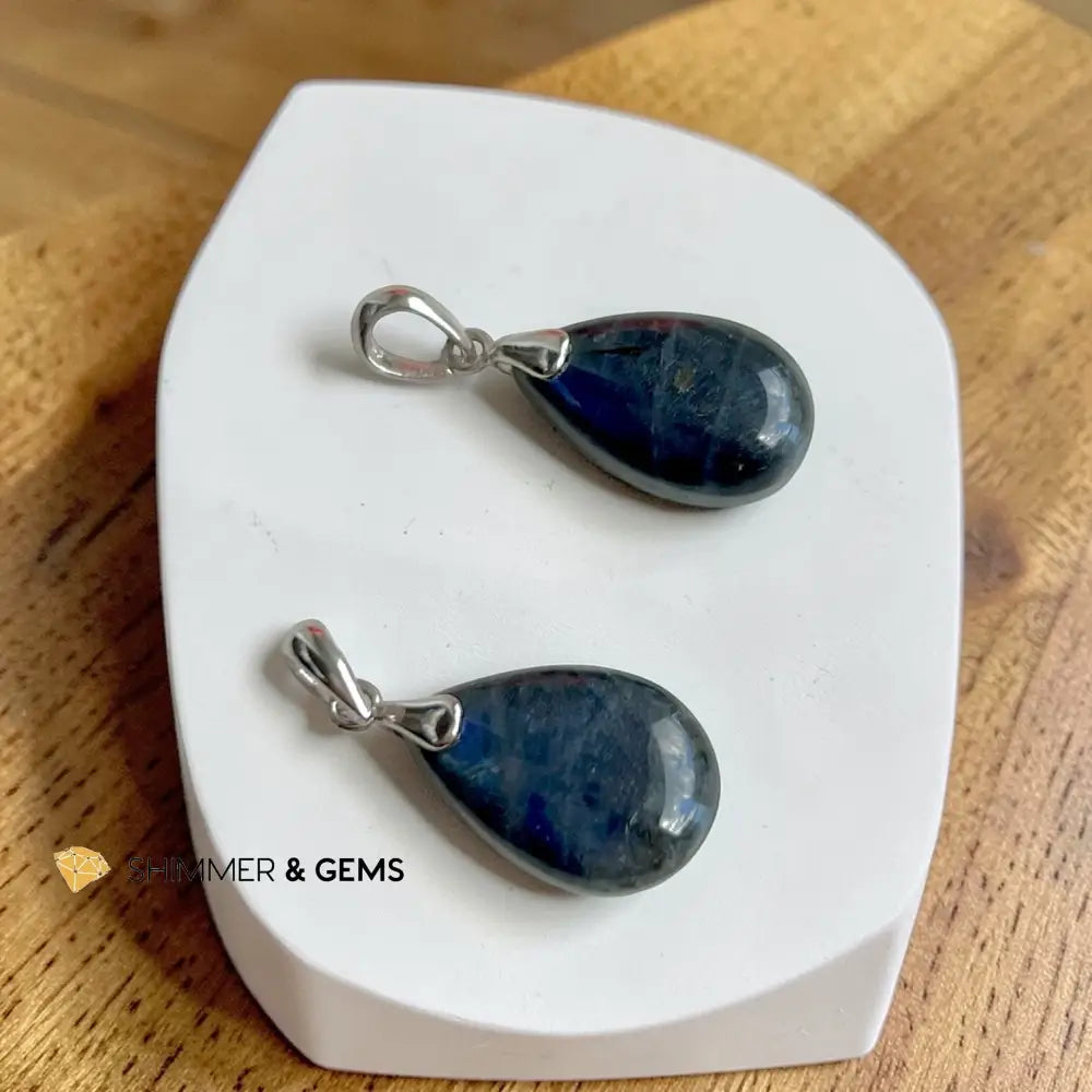 Black/Blue Labradorite 18mm 925 Sterling Silver Pear Pendant 18mm