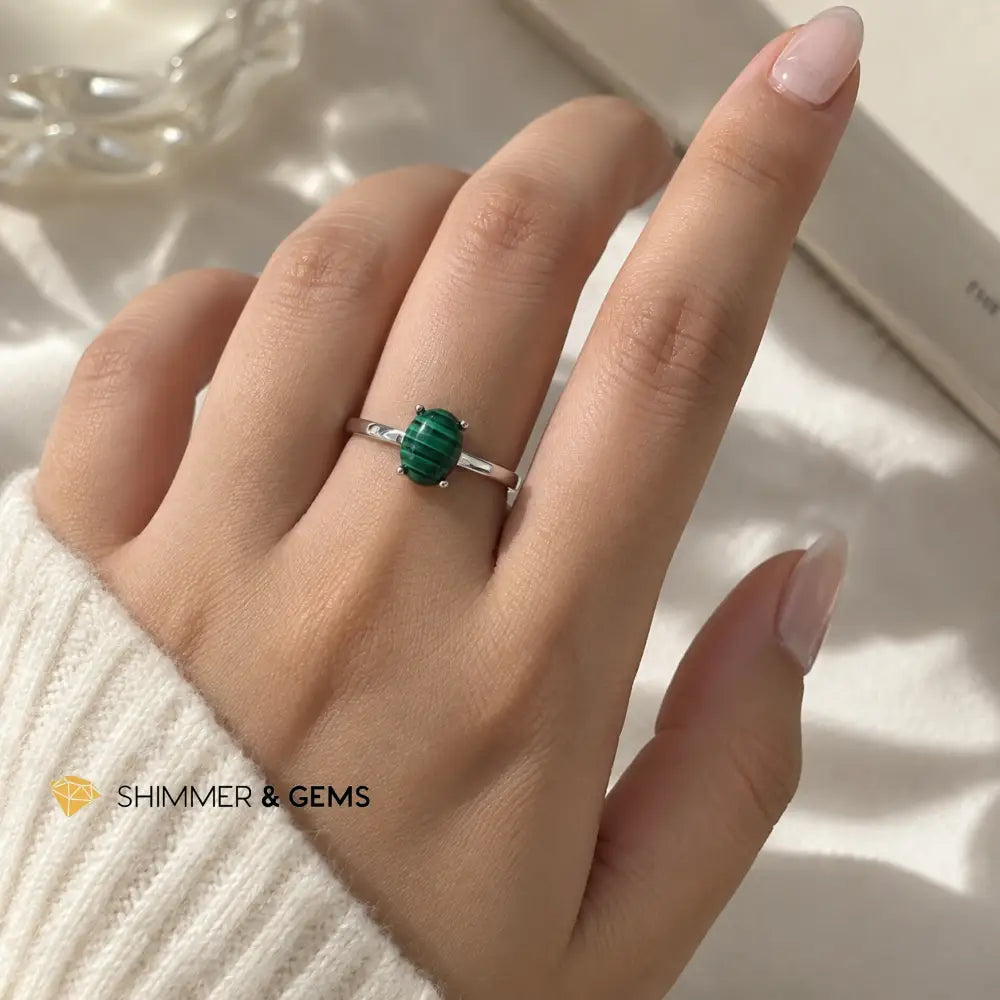 Malachite Oval 8mm 925 Sterling Silver Ring - Adjustable