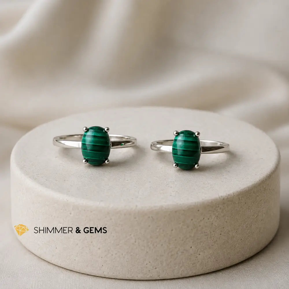 Malachite Oval 8mm 925 Sterling Silver Ring - Adjustable