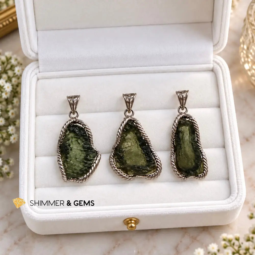 Natural Moldavite in 925 Silver - Charms & Pendants