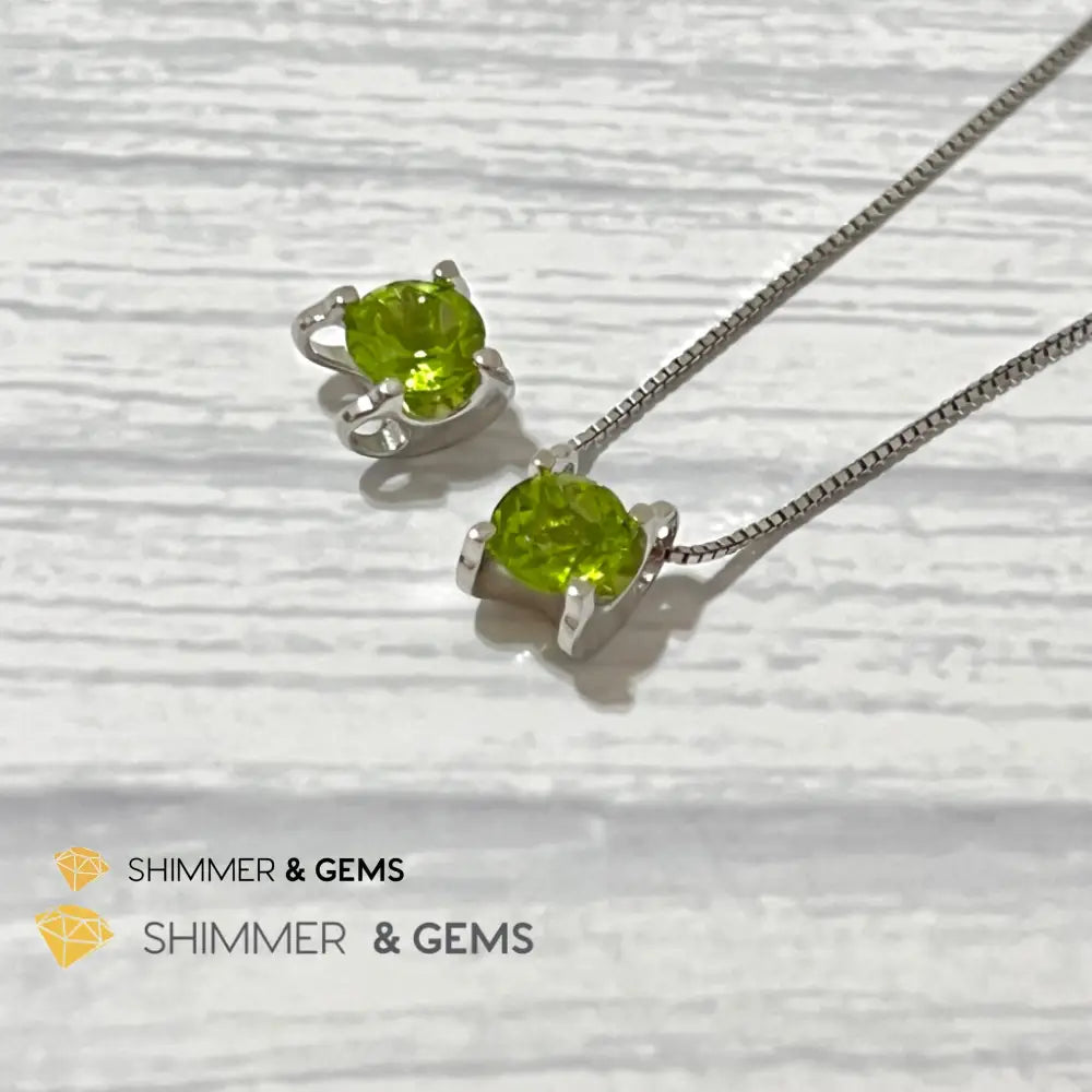Peridot Faceted Round 7Mm 925 Silver Pendant