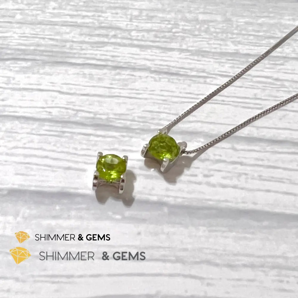 Peridot Faceted Round 7Mm 925 Silver Pendant